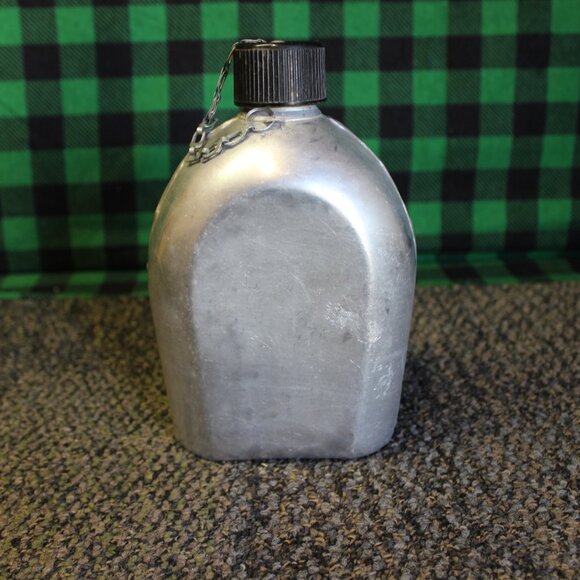 Vintage WWII U.S. Military Canteen with Canvas Cover & Web Belt - Picture 5 of 5